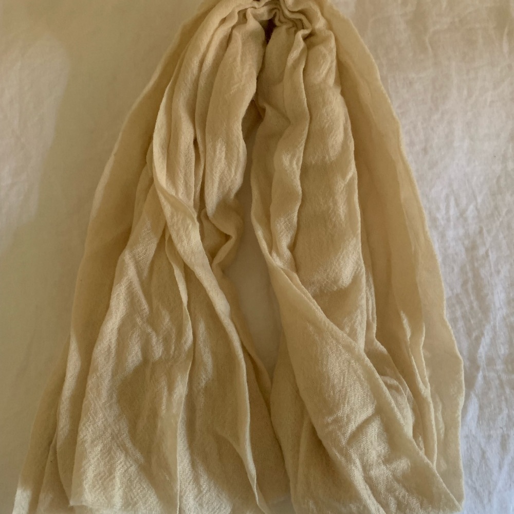 Cream cashmere scarf